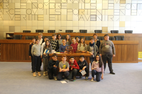 15 mars 2016 - Les jeunes étudiants de la classe cinquième de l'école primaire A. Ferré de l'Institution scolaire Abbé Trèves de Saint-Vincent